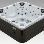 viceroy hot tub 11 640x448
